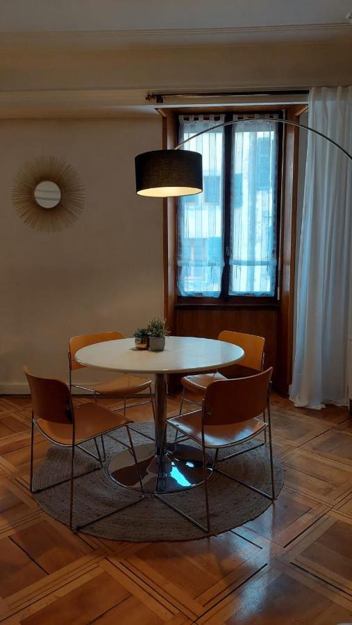 Le Vintage - Appartement En Plein Coeur De La Vieille Ville Annecy Exterior photo