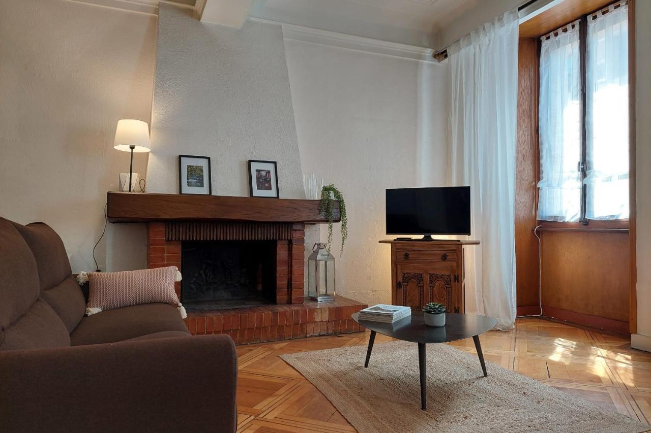 Le Vintage - Appartement En Plein Coeur De La Vieille Ville Annecy Exterior photo